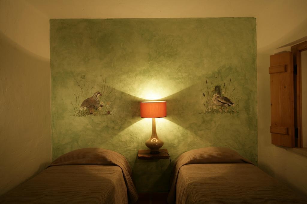 Villa Monte Do Areeiro Coruche Habitación foto